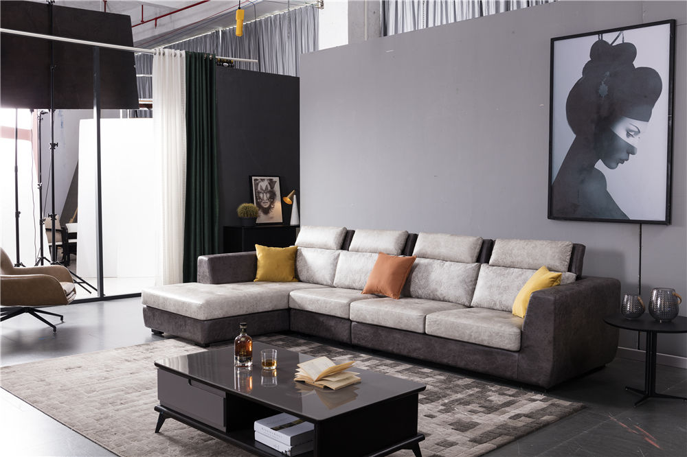 客廳五金(jīn)家(jiā)具 — 何為(wèi)一(yī)款優質的(de)真皮沙發？