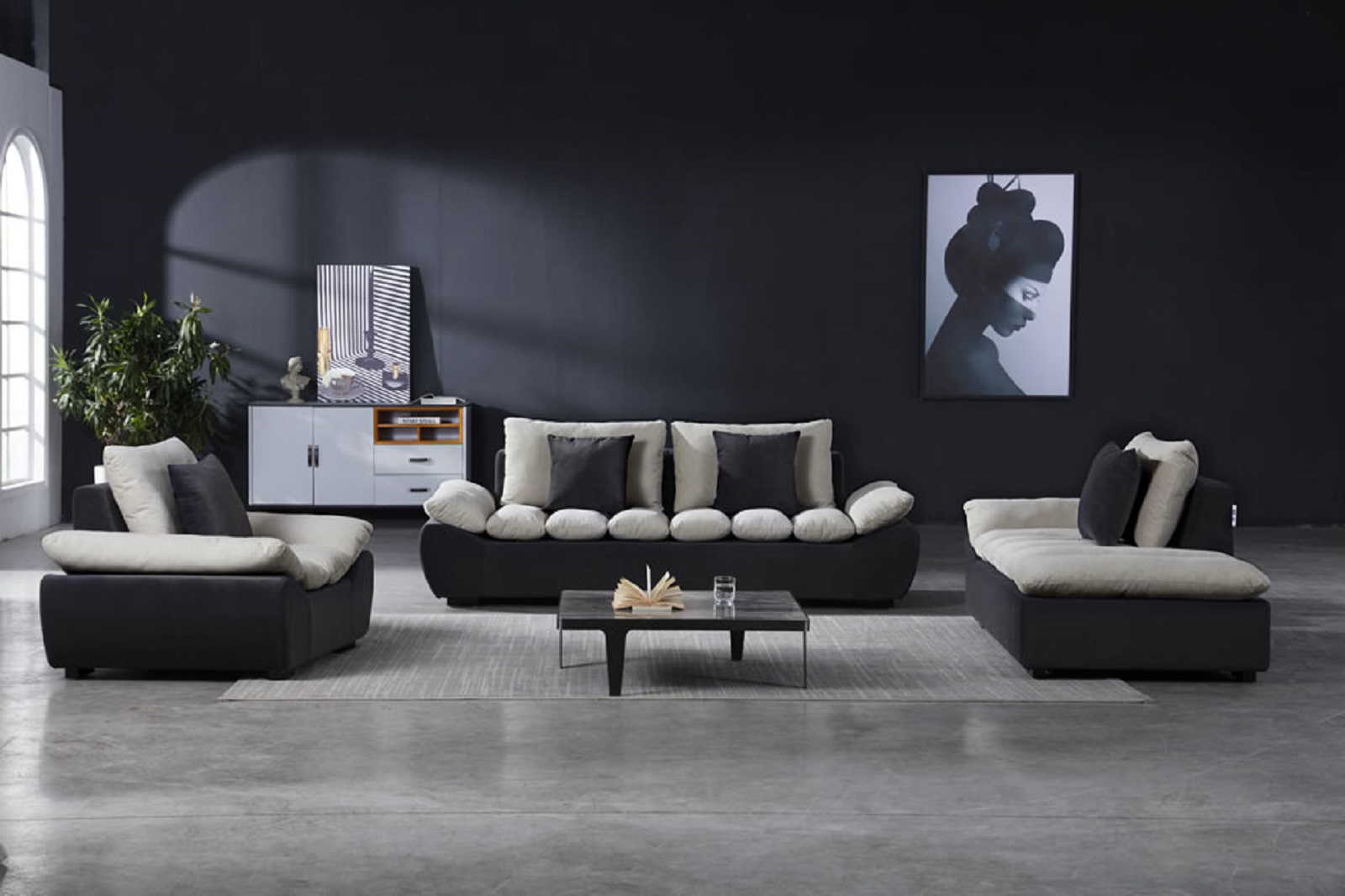 客廳五金(jīn)茶幾—不(bù)同顔色的(de)沙發設計(jì)，給你(nǐ)的(de)客廳添加一(yī)些(xiē)檔次